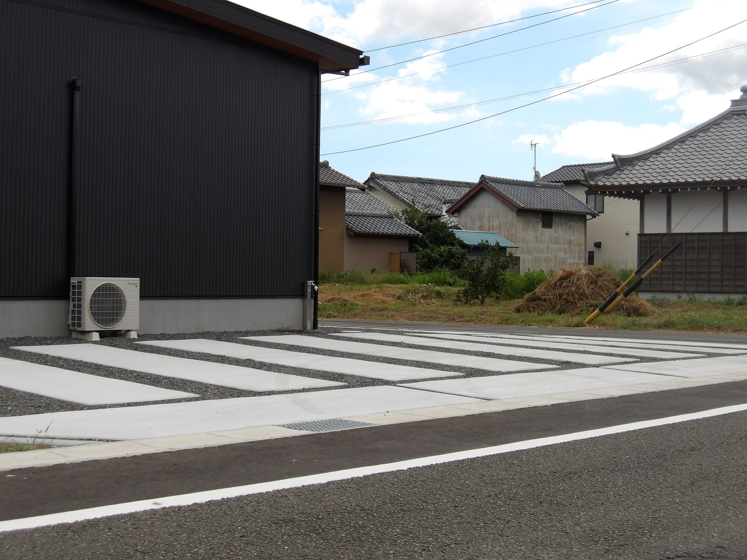 9月　静岡県藤枝市平島　I様邸ガーデン工事完工致しました。